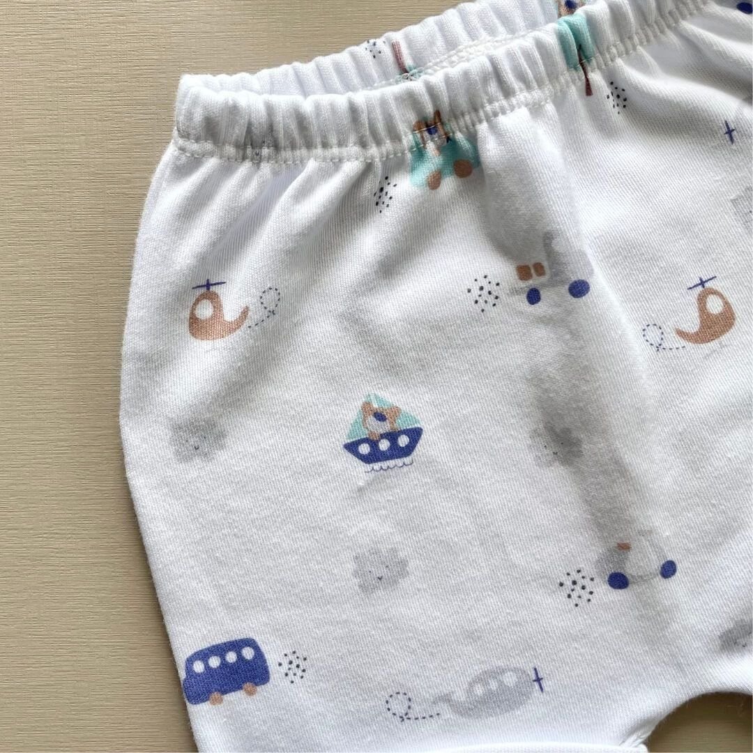 Shorts para bebê algodão com elástico no cós e barra virada