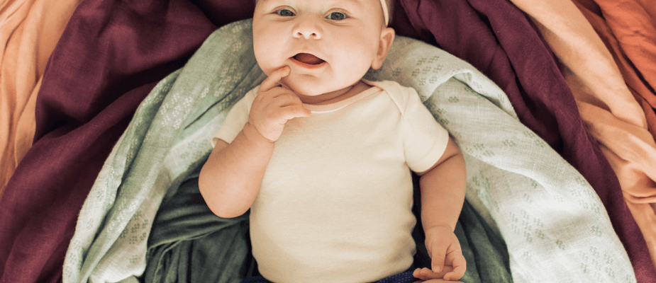 Qual significado do bebê arco íris?